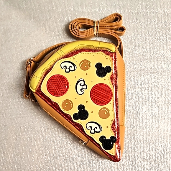 DISNEY Buon Appetito slice of pizza crossbody bag NWOT sequins glitter Mickey - Picture 1 of 10